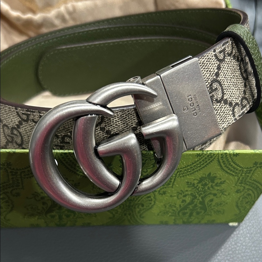 Gucci Silver Buckle With Gray Patterned Belt - image 1